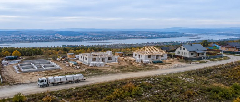 Почему дорожает строительство дома под ключ в 2026 году